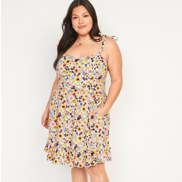 Old Navy Tie-Shoulder Floral Cami Sundress - Picture 8 of 8